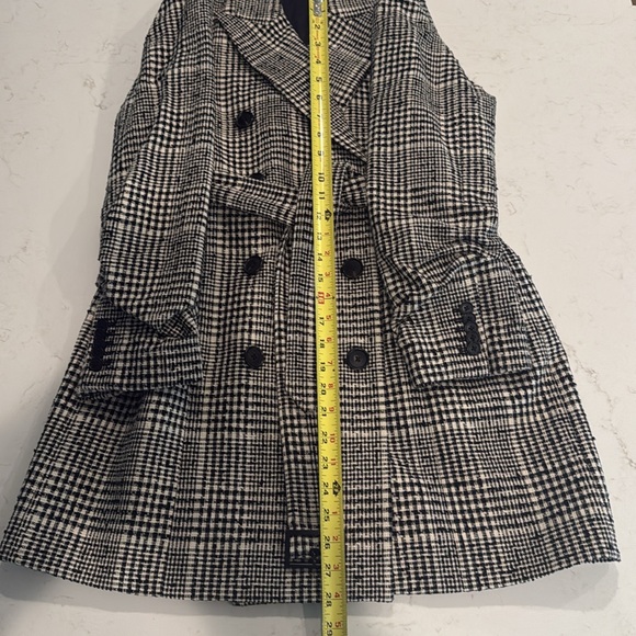 Veronica Beard black & white jacket/ blazer. Gorgeous. Worn 2x. - Picture 6 of 12